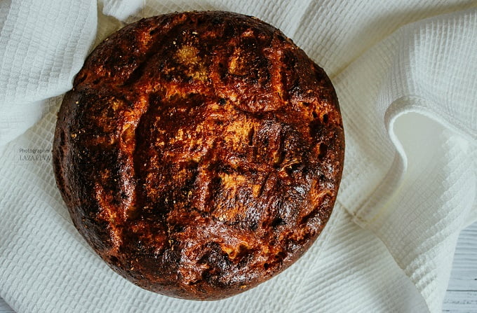 Диетический круглый хлеб из отрубей